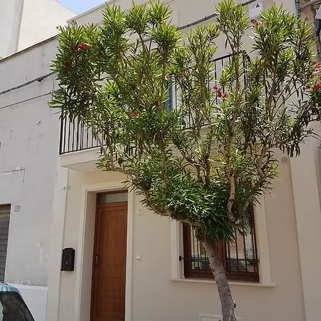 Regina Elena * 나르도